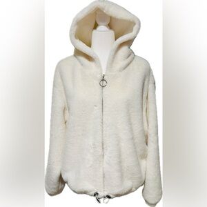 Free Haven Women’s Plush Light Jacket
